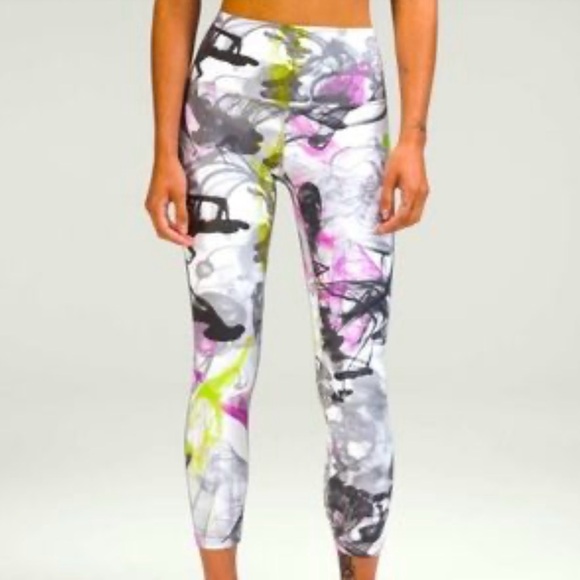 LULULEMON: THROWBACK PRINT 27” ALIGN - Picture 2 of 10